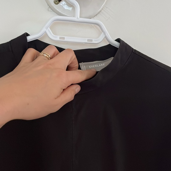Everlane top w/ balloon sleeve - Picture 4 of 5